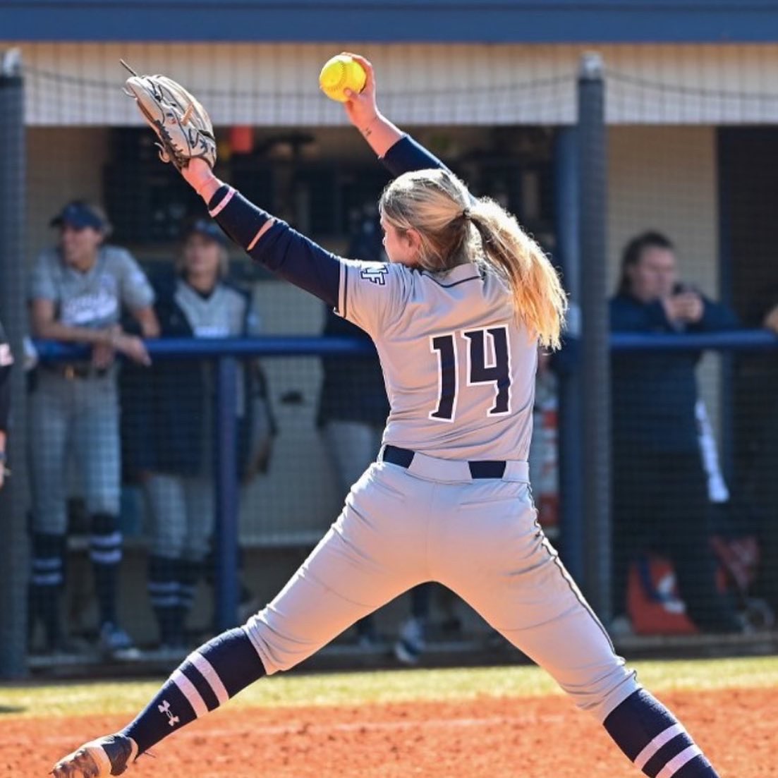 TocoiSoftball's tweet photo. We would like to welcome Coach Erin Kyle to our staff!  Coach Kyle is a former Pitcher for the University of North Florida Ospreys. She is going to be a great asset to our program! @erinkyle31 https://t.co/soHMXLYjH2