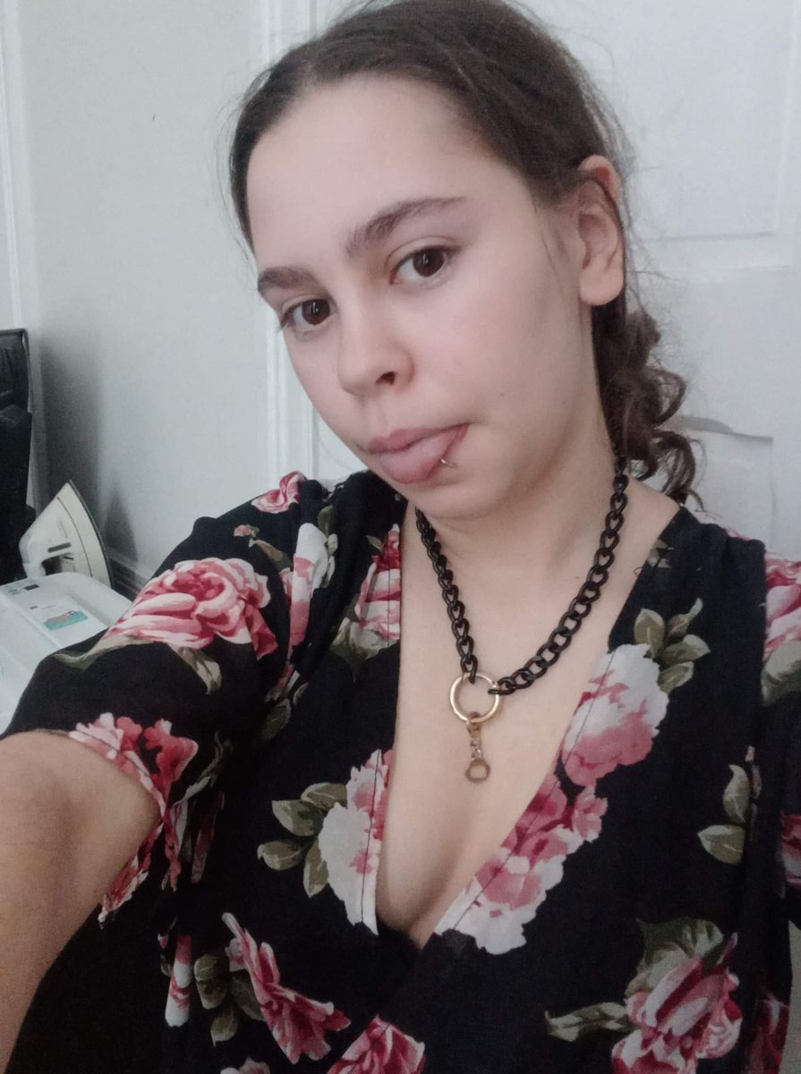 FlareZiera's tweet photo. Looking for some new buyers! Hmu if u want some 😉 😘 #sellingcontent https://t.co/hkoBIwOSir