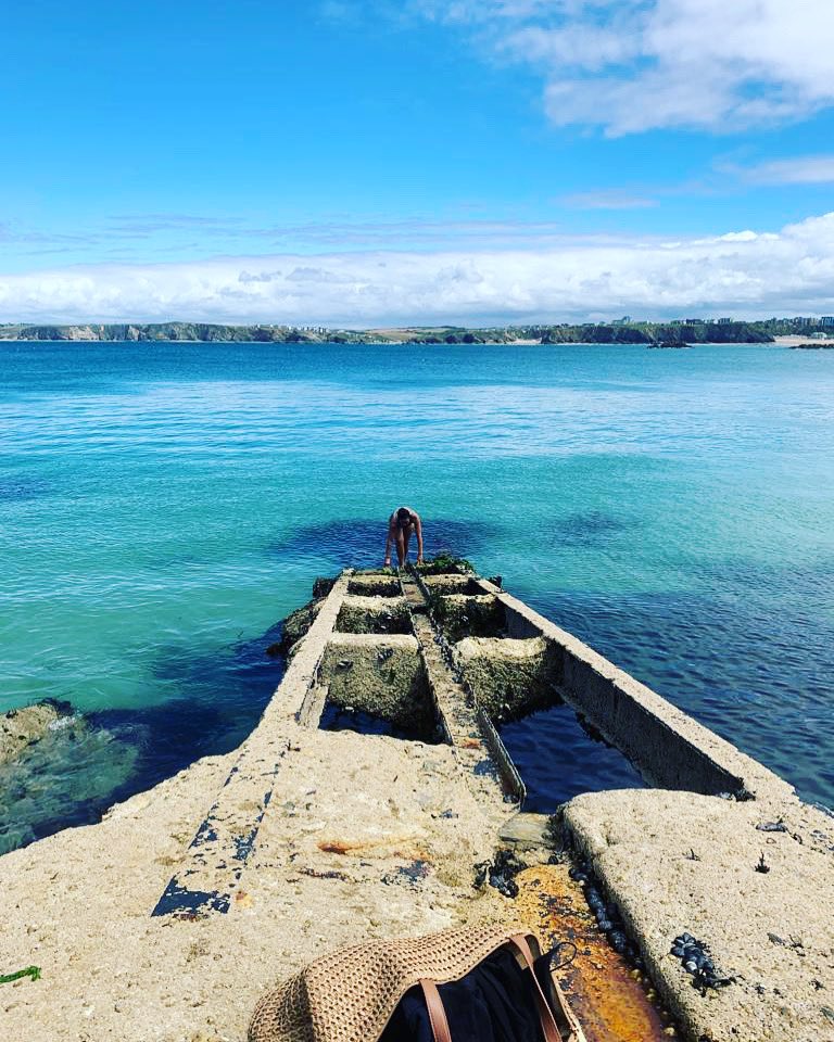 This weekend is going to be super sunny in #newquay #sunshine #weekendbreak #weekendgetaway #couplegoals #takeabreak #guesthouse #hostel #sunset #ocean #surf #beach  #fistralbeach #bythesea #staycation #freshair #chillout #timeforyou #treatyourself #instatravel #swiminthesea #sup