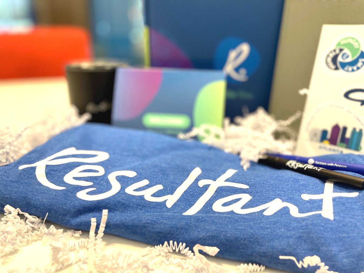 ScreenBroidery's tweet photo. Welcome kits done right 🙌 

These kits were made for the new staff members at @resultantlife’s Atlanta offices. They’re definitely at a great place! 🎡🏙️ https://t.co/PdaOrbDlmO