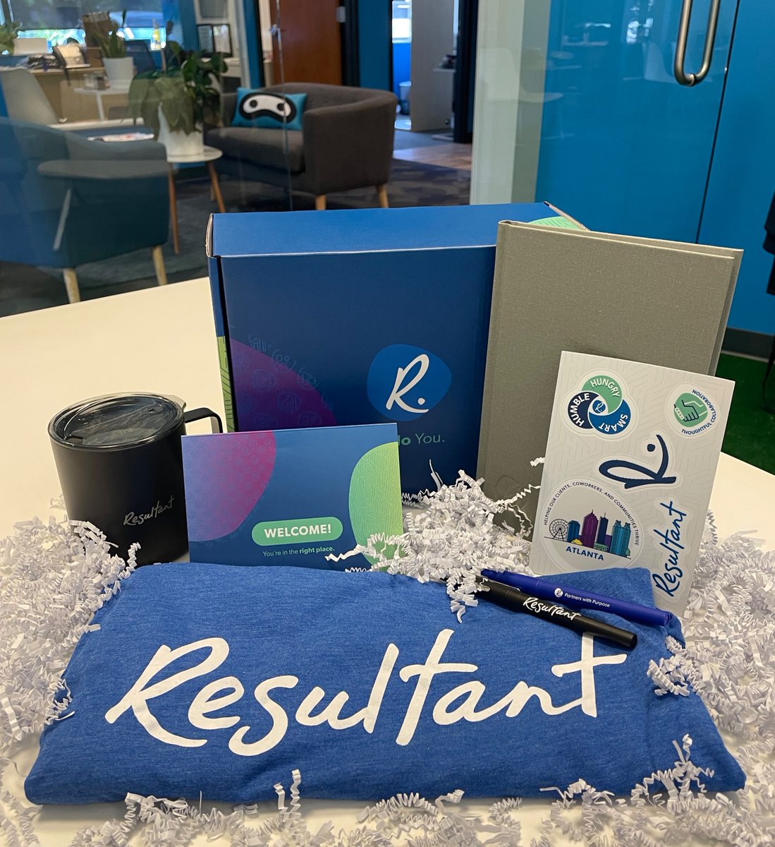 ScreenBroidery's tweet photo. Welcome kits done right 🙌 

These kits were made for the new staff members at @resultantlife’s Atlanta offices. They’re definitely at a great place! 🎡🏙️ https://t.co/PdaOrbDlmO