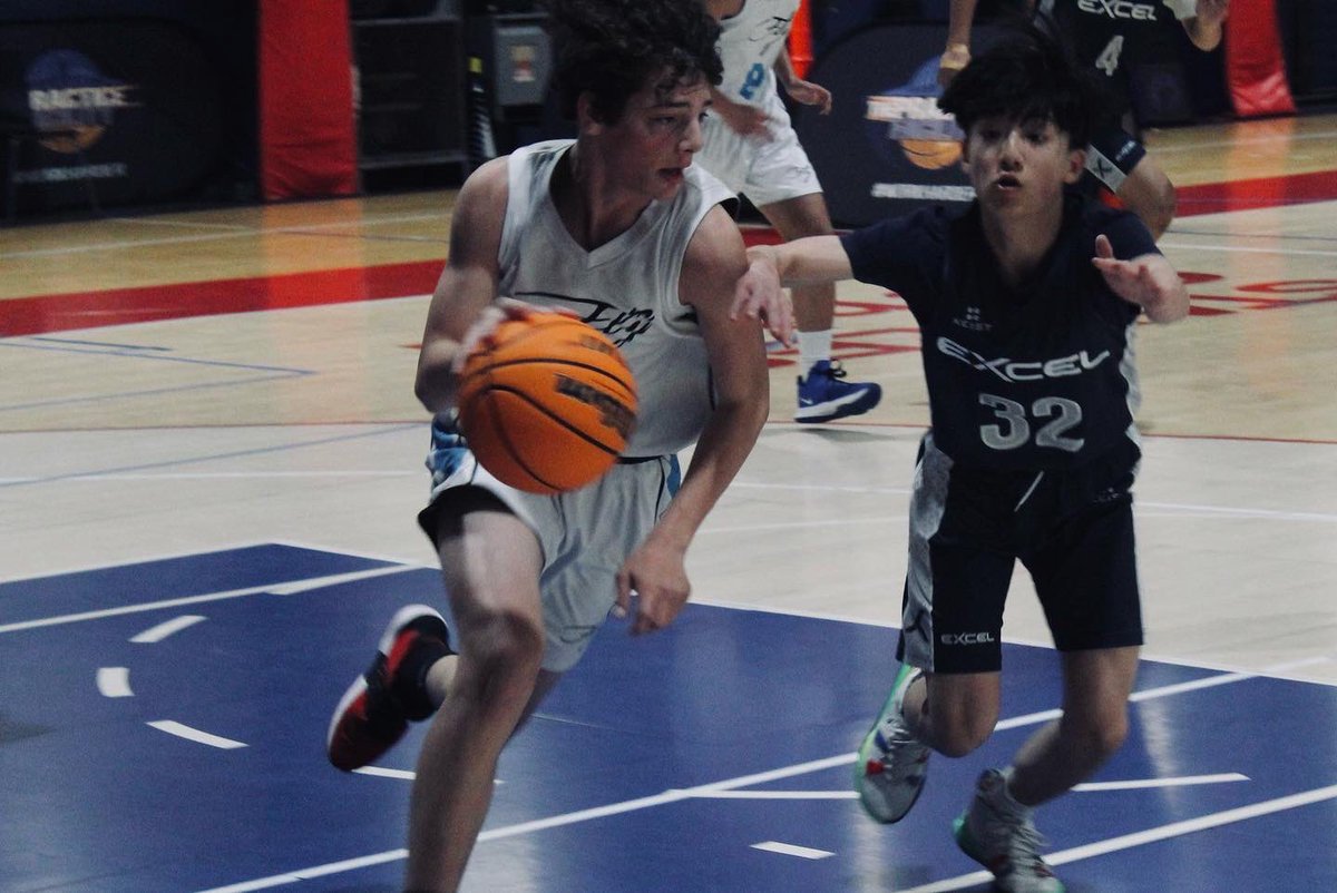 West coast spring showcase Vs Excel (Canada) <a href="/excelbball/">@excelbball</a> 

@imax503 with the 🔥 photos. 

#TeamFly 🏀 <a href="/TheFlyAcademy1/">TheFlyAcademy</a>