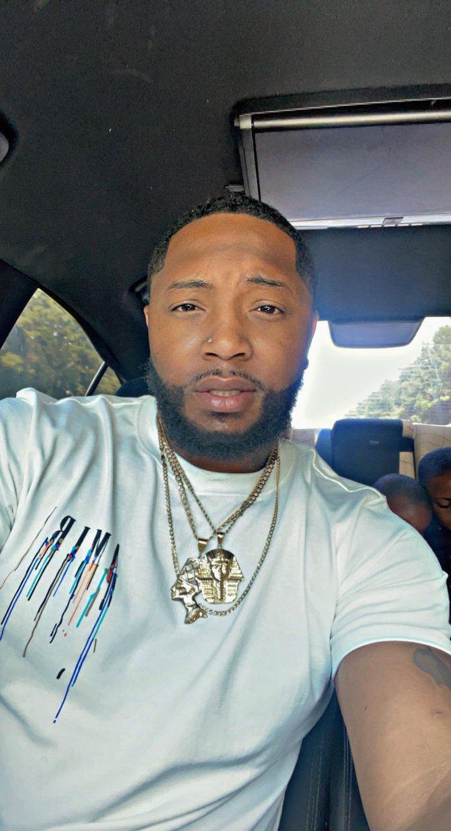 king_salley's tweet photo. #bigstepper #SouthCarolina #king https://t.co/zEjI9ezcc6