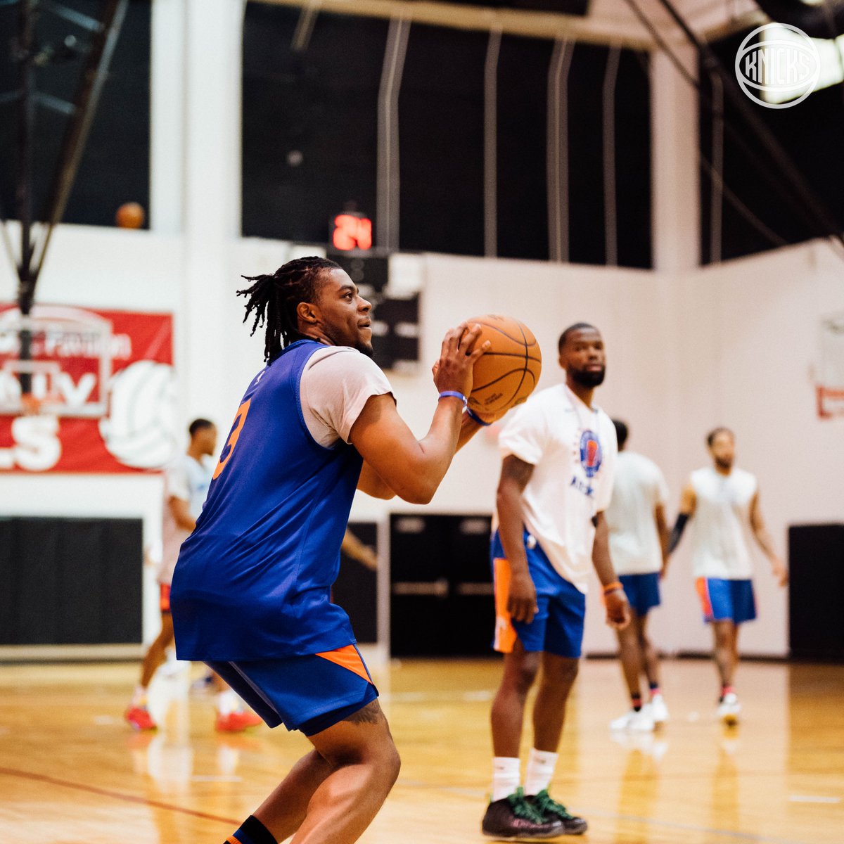 nyknicks's tweet photo. Views from the first practice 📸 https://t.co/24XYFxw6ft