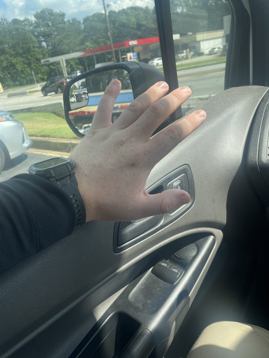 M’Pack’d With Zack tweet media