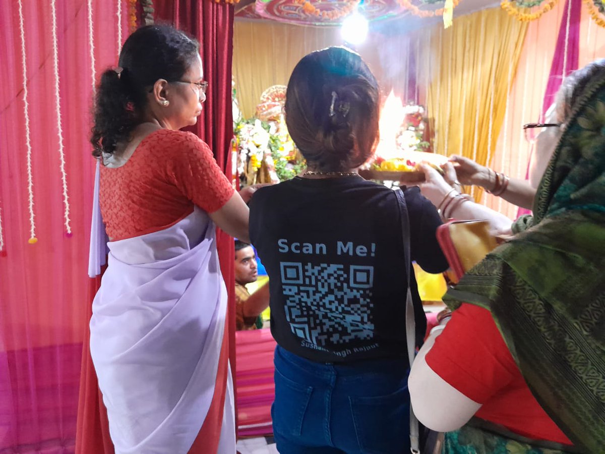 RRS_InnerVoice's tweet photo. Hello Everyone.. We all Connected with Sushant.. Yesterday on 4th July 2022 evening we did our beloved SSR campaign activity, it was great and nicely did by unitedly our #Odisha4SSR team: 
@SardaSsrian @Sanatani333 @Susmita_SSS 
We did evening Puja for SSR🙏

Role Model Sushant https://t.co/16eX0kabI5