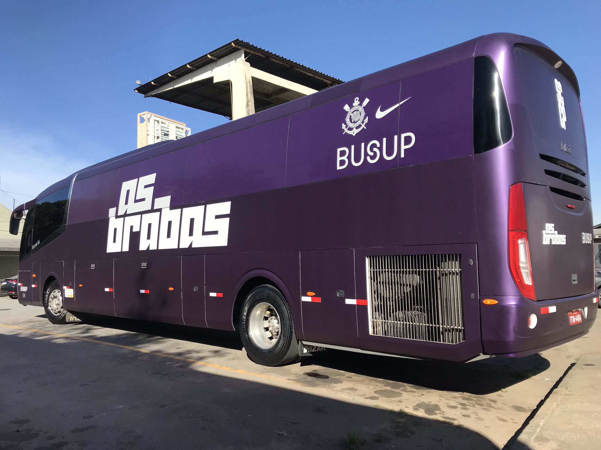 BusUp torna-se parceira oficial do futebol feminino do Corinthians