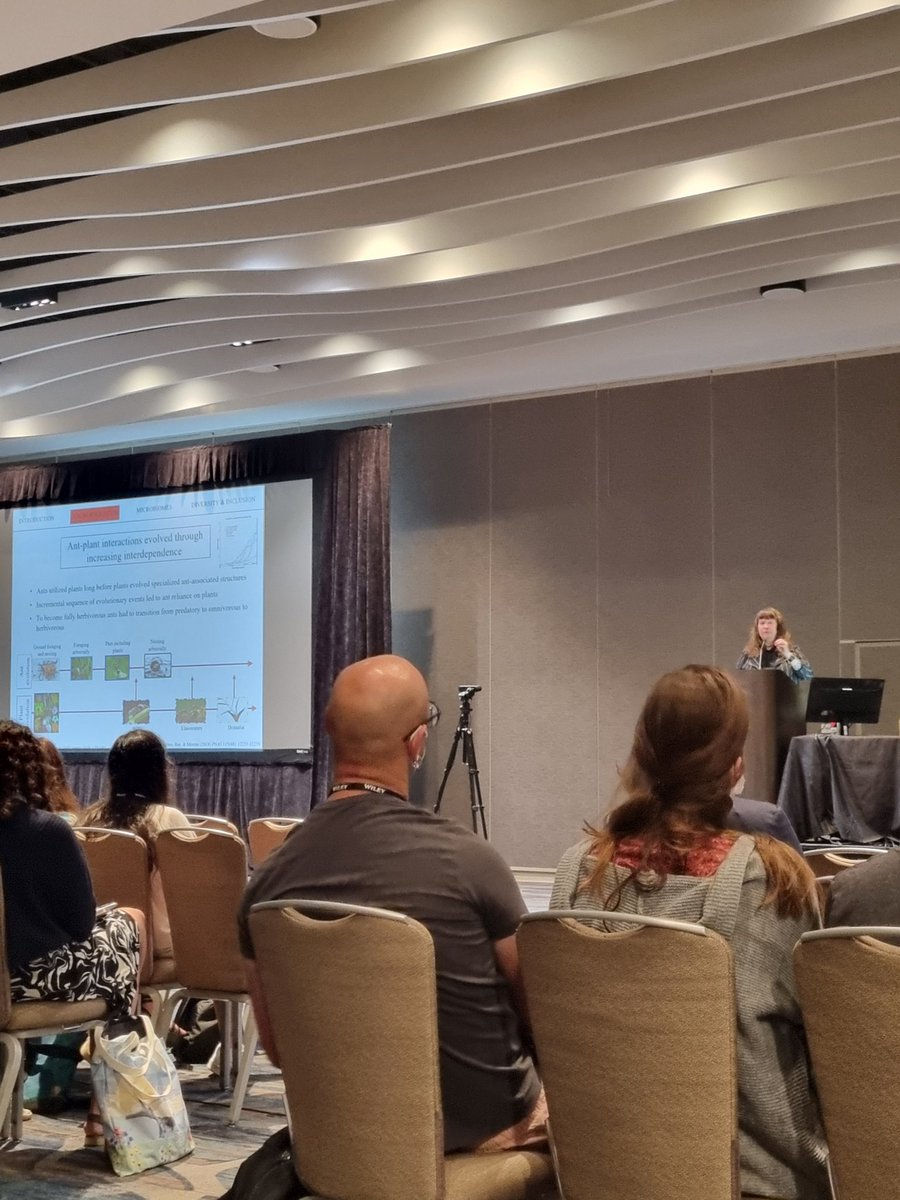 Awesome and inspiring plenary talk by <a href="/CorrieMoreau/">Dr. Corrie Moreau</a> about ants, microbes and the need of diversity and inclusion in science. #IUSSI2022