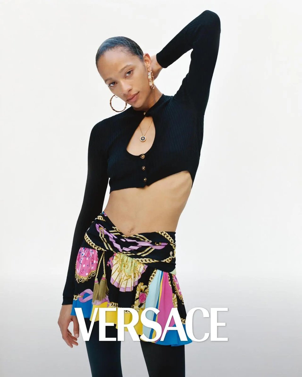 NextModels's tweet photo. S E L E N A
๐๐๐ฅ ๐ฐ๐ข๐ฅ๐ฅ ๐ข๐ง๐๐๐๐ ๐ฌ๐๐ฅ๐ฅ ๐ข๐ญ.
Pictured Selena Forrest in the Pre-Fall 2022 advertising campaign for @Versace. Photography Oliver Hadlee Pearch.
#SelenaForrest #VersacePreFall22 #NextCampaigns https://t.co/HLQtTS1K8F