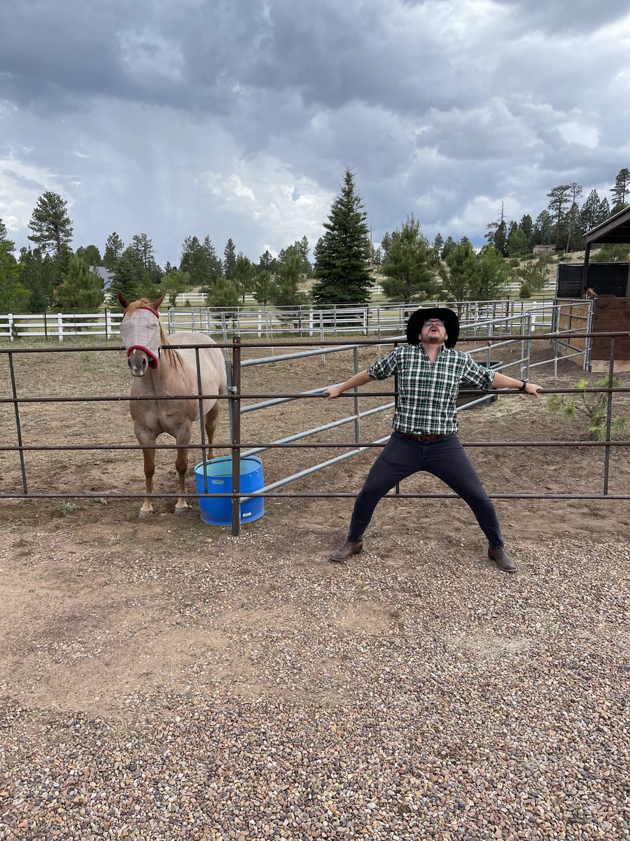CoreyHosford's tweet image. I touched horse shit today.#Cowboy #Brokeback #ReddeadRp #Bareback