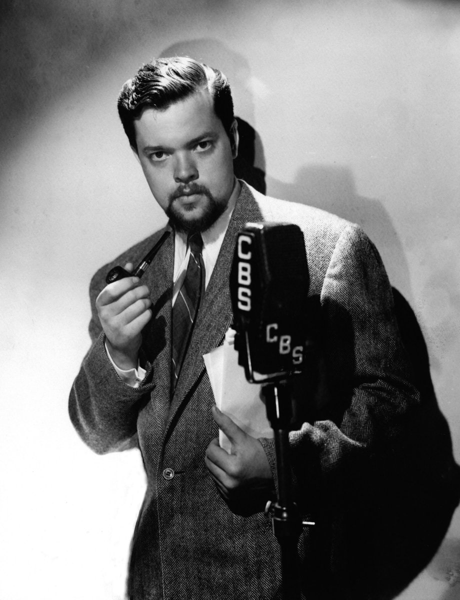Orson Welles in the CBS Radio recording studio, 1939