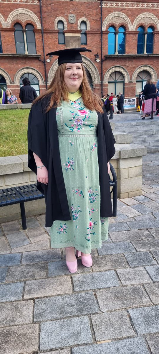 Neyv Emily tweet media