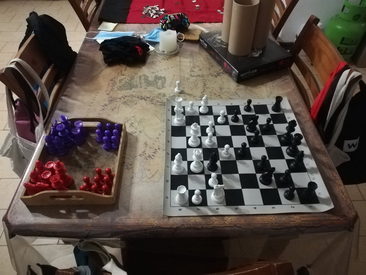 MattyMyst's tweet image. I prefer playing with the Red/Purple set but its about time to finish the game so I need to translate.

#kindnessispunk #twitchaffiliate #leagueoflegends #pierced #blackouttattoo #catdad #streamerlife