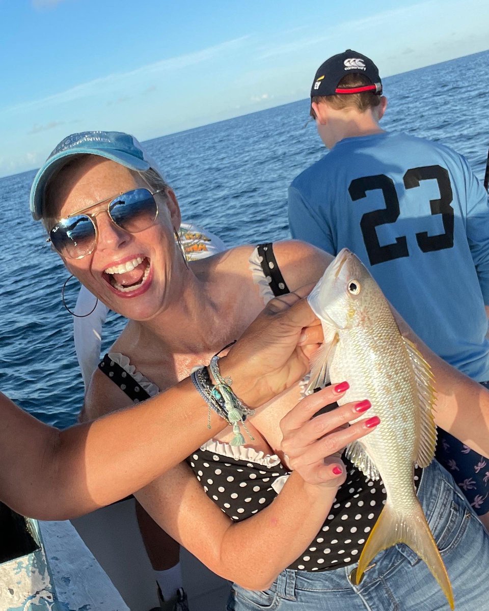 ChiefDogKevin's tweet photo. A great morning #fishing for the Van Cura  family (Plant City, FL) Limited out on mostly large yellowtail snapper and several lemon sharks put on a great show! #keywest #flkeys #catchoftheday  #boatdogchloe #cookyourcatch @barbiedoll_eyw 🧜🏻‍♀️🎣🌊 https://t.co/mu0iTIQOmT