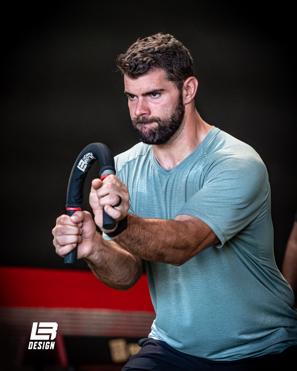 LB Design tweet media