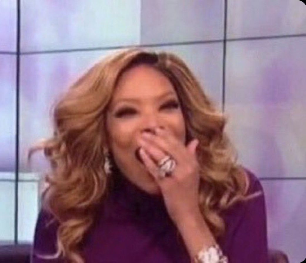 grxce0905's tweet photo. Just realised as soon as Gemma gets back she’s gonna tell Luca absolutely everything and vice versa 🤩 drama pending #LoveIsland https://t.co/RVCjPa4GOr