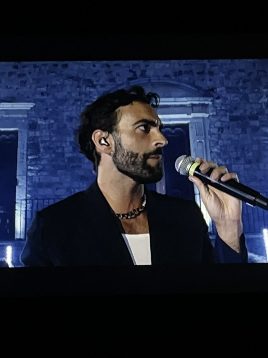 VeronicaM995's tweet photo. MA STASERA.. la tua voce non è lontana.!
@mengonimarco @latarma #battitilive2022 https://t.co/iee2rVvEwk