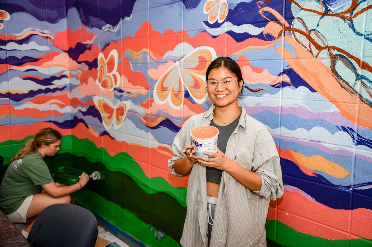 Three rising seniors are using art to inspire and encourage recovery, growth and stability at the Spartanburg Opportunity Center! Read more: bit.ly/3yiUVcf