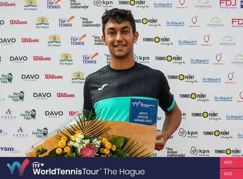 Not_Esportivas's tweet photo. ITF TENNIS
Parabéns ao tenista campeão o espanhol Daniel Rincon (🇪🇸) que conquistou pela segunda semana consecutiva o @worldtennis de M25 de Den Haag na Holanda, conquistando o segundo título de ITF na carreira 
#ITFWorldTennisTour #ITFtennis #DenHaag #itfthehague2022 #DanielRincon https://t.co/OHvLcPCwyk