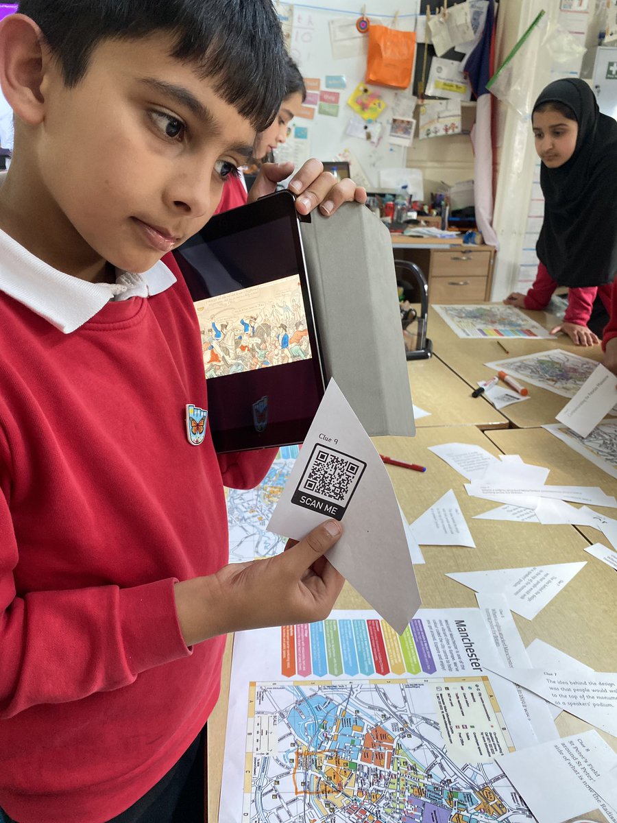 jlangTeach's tweet photo. Amazing history detective skills from Year 4, investigating Alan Turing 🏳️‍🌈 the Lincoln statue, Peterloo and Pankhurst ✊🏽✊🏿✊🏻 @BirchfieldsPS https://t.co/fIctcYBb9M