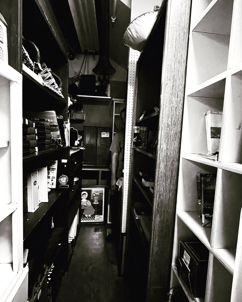 ALongCrimeAgo's tweet image. “Danger doesn’t lurk at every corner. It’s just having out, waiting for fear and horror to show up.” -Unknown #truecrimepodcast #truecrime #murder #crime #applepodcasts #spotifypodcasts #pandorapodcasts #thehusbanddidit #chilling #allthecrime #oldcrimer #truecrimefan