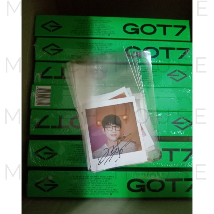 MerchHouse_'s tweet photo. #MerchHouseUpdates
2 boxes arrived today, isa pa lang po naoopen for sorting pa lang po yung isa but overall ito na po yung mga nagarrived na π€
*kindly check list below
Shipping: JULY 8-9
#MerchHouseProof https://t.co/BTPiBYqVcj