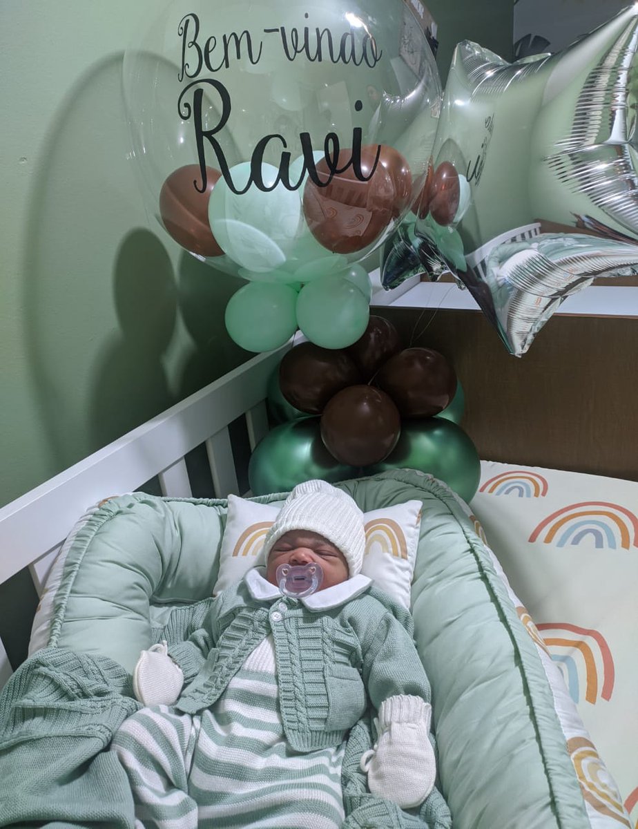 JucaSouzaaa's tweet photo. Dia 29/06/2022 às 10h13 da manhã eu presenciei o nascimento do meu filho. Essa coisa linda que Deus nos deu, uma emoção que é indescritível que sensação linda me emocionei muito com sua chegada meu amor. Só Deus sabe o quanto eu já te amo, muito obrigado por você vim ao mundo (+) https://t.co/Qq49hNsaim
