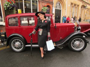 Stars &amp; Stripes, Warwick Goes Vintage &amp; Singing the 40s at Black Country Living Museum! -  fionaharrison.biz/stars-stripes-…

Once again I'm in something of a dash tonight to get everything ready for the weekend and my performances at The Black Country Living Museum's 1940s event, 9...
