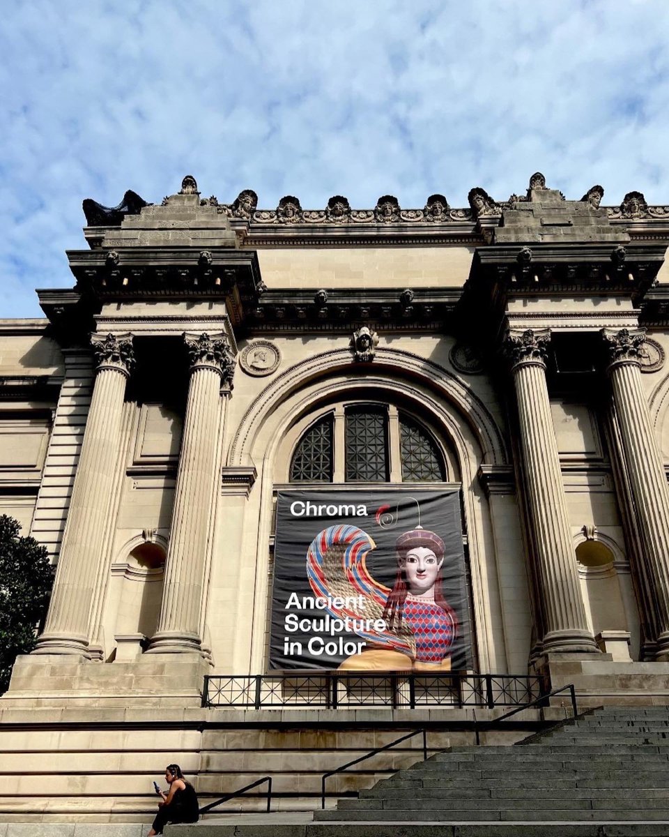 Did you know Ancient Greek and Roman sculpture was once colorful? 🌈 
⁣⁣
NOW ON VIEW—"Chroma: Ancient Sculpture in Color" reveals the vibrant backstory of #polychromy ("many colors" in Greek), highlighting cutting-edge scientific methods used to identify ancient color.