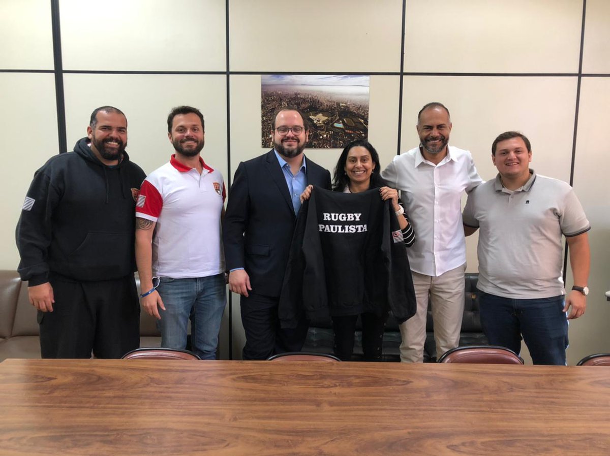 fprugby's tweet photo. Novidades do Rugby na ZL
Hoje o Presidente e o Coord. Operacional da FPR, Fábio Mariz  e Ian Knox estiveram no CERET para um encontro super produtivo com a nova diretora do Parque, Carolina Anacleto e o Diretor da SEME, Ozziel Souza. Teremos novidades na Zona Leste de São Paulo. https://t.co/74MUlxbj4C