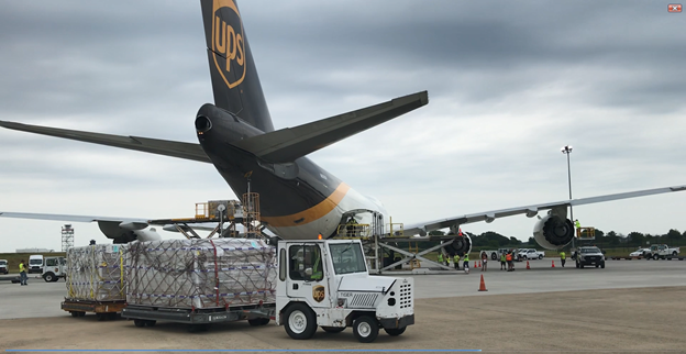 hhsregion3's tweet photo. @hhsregion3 was @PHLAirport to welcome a @UPS flight full of Bubs infant formula. @SecBecerra
& HHS are determined to make sure there is safe formula available for families that need it. https://t.co/KmoKaq7bGK #OperationFlyFormula https://t.co/rQljKWb7TP