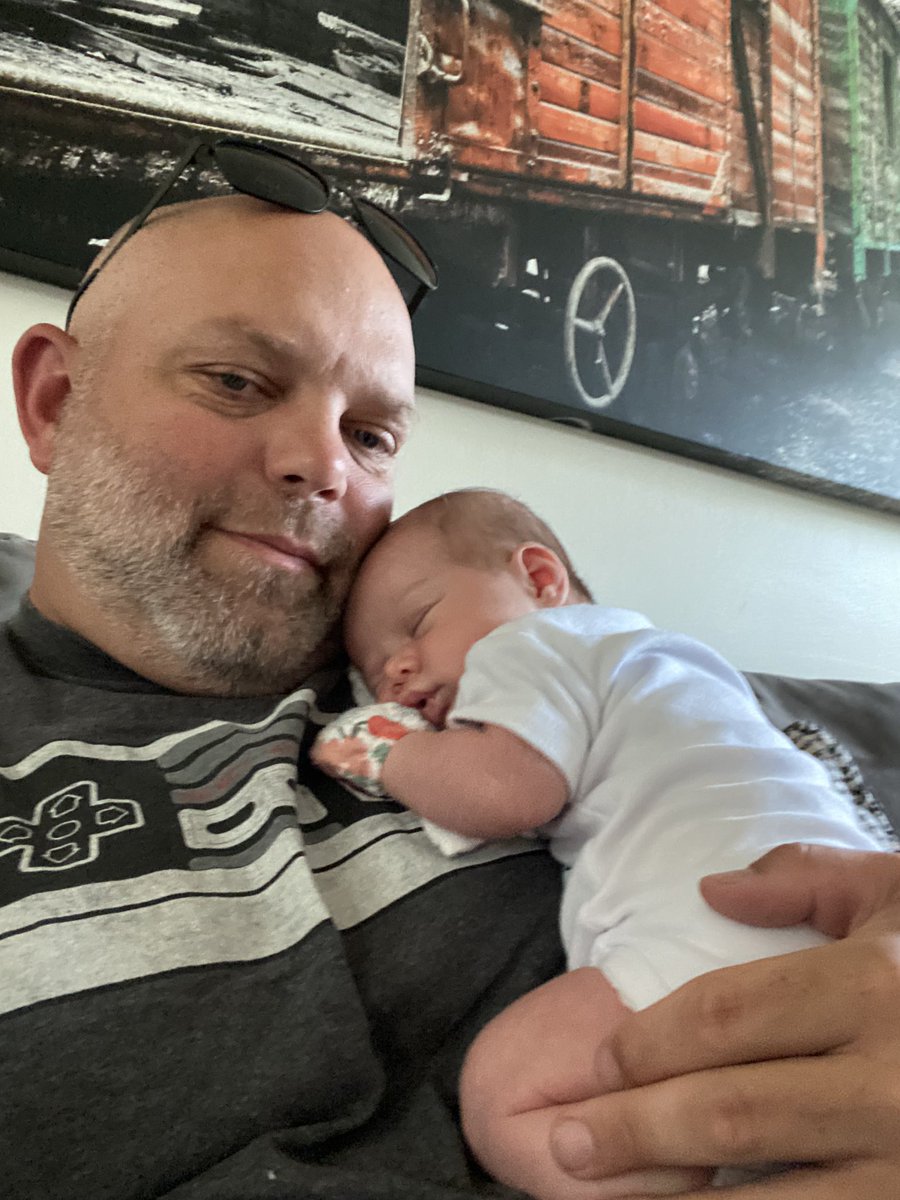 First selfie with Gruncle Brad! Baby Aria and her favorite great uncle.