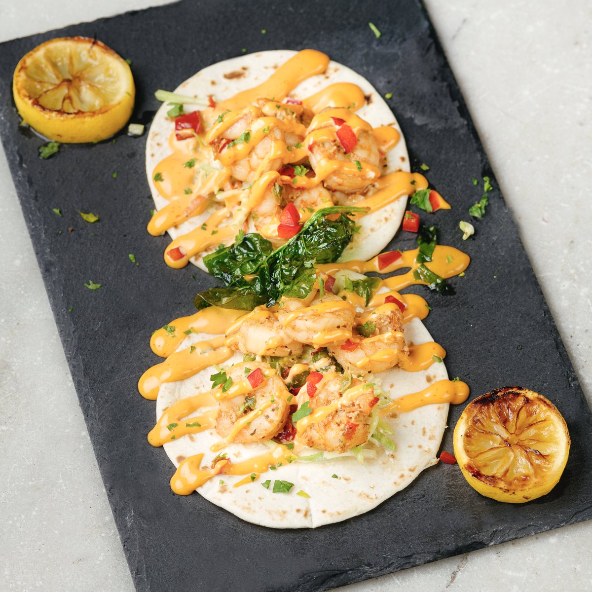 dinner____land's tweet photo. #TacoTuesday 🌮🎉 https://t.co/G9EkTrgGDO