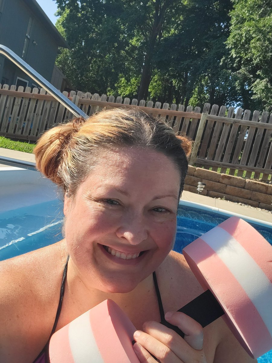 BeckyDollins's tweet photo. Day 5 of arms and abs, 100+ crunches, some stretches, and an hour in the pool doing all my exercises with my weights!  #beastmodebionicbeck #goals #noexcuses #imstrongenough #killingit #16seconds @nkcs_wellness https://t.co/6cOOt97fe8