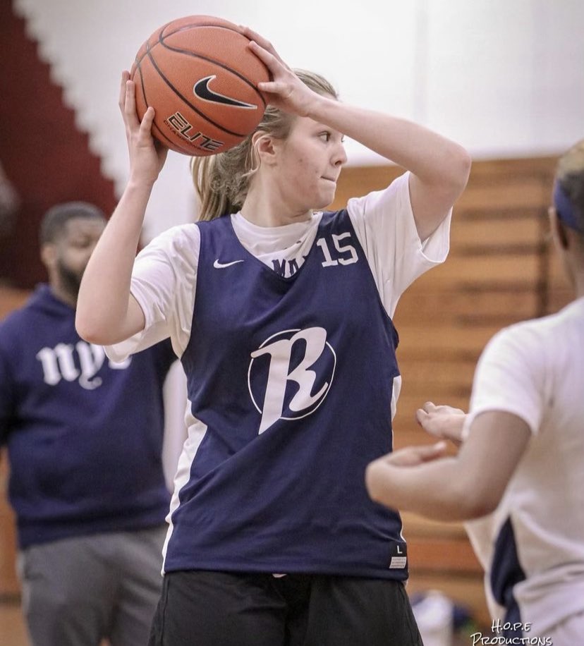 PerkBasketball's tweet photo. Ava Darvassy ‘24, 6’ guard/forward - @NyrGirlsHoops (17s) 

Jaycee Merizalde ‘25, 5’6 guard - @NewHeightsNYC (Blue 16s) 

Pearl Bixler ‘25, 5’8 guard/wing - @FeverForceAAU 

Excited to watch these Panthers compete this summer! #PerkPride #ForTheShield https://t.co/fN4atvRE9J