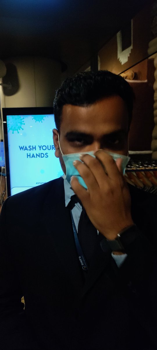 vcas28's tweet photo. Havo experience @ Mumbai International airport. #airsuvidha jst formality...staff on duty donot check. Random #COVID check. No criteria....target as hv contract wth #lifenity Rs 500 paid by traveller then same person stands in immigration queue for 1 hr to spread the disease https://t.co/mVe7UpXMpX