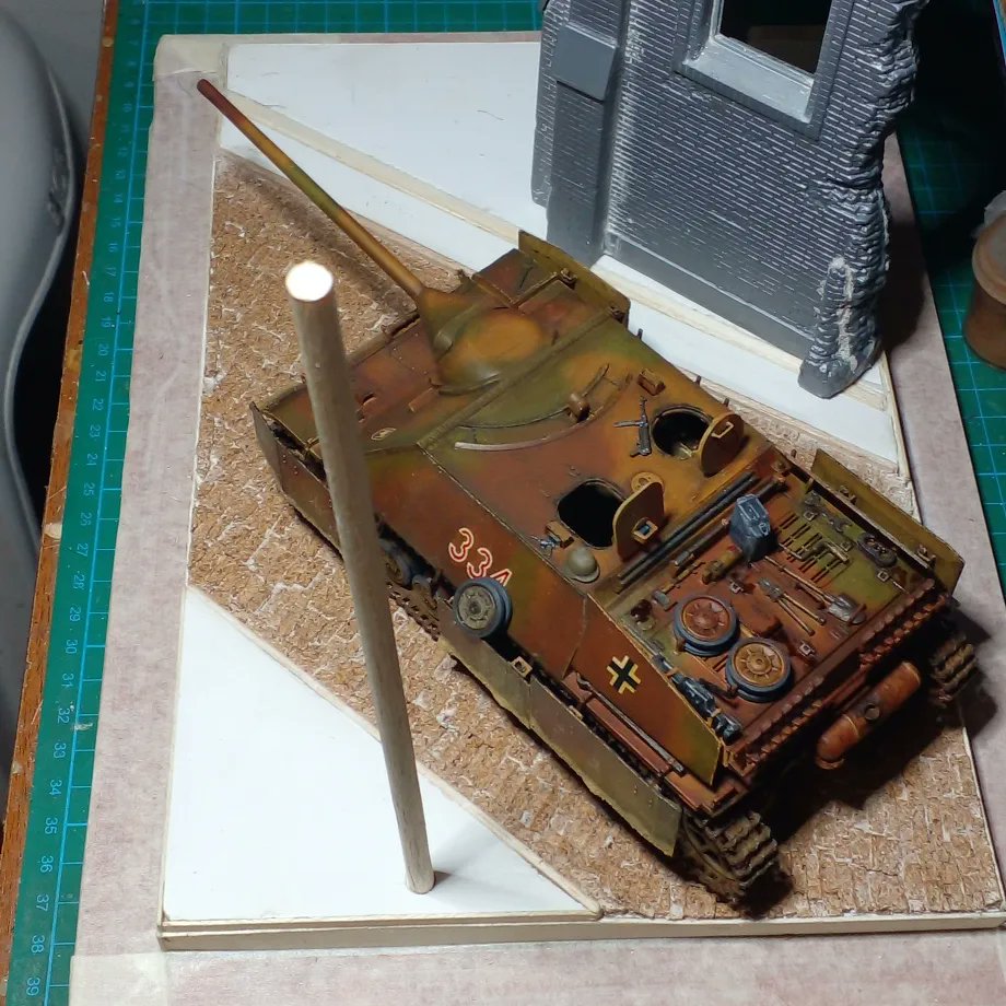 carlosr82644263's tweet photo. Seguimos con el jagdpanzer IV #tamiyamodel #modelist #miniartschurch https://t.co/J9llp3HbVB