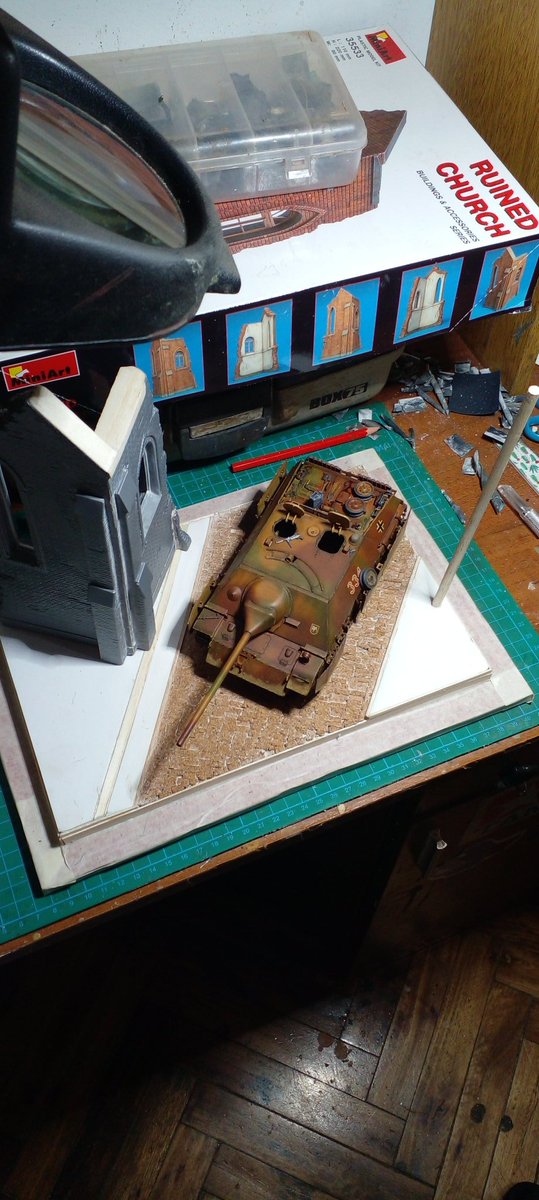 carlosr82644263's tweet photo. Seguimos con el jagdpanzer IV #tamiyamodel #modelist #miniartschurch https://t.co/J9llp3HbVB