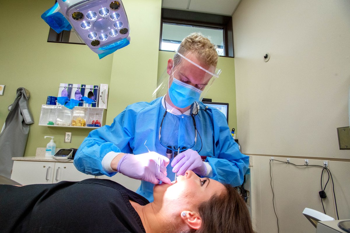 uiowa's tweet photo. Smile! 5 deans in Big Ten (The best conference, no bias here) dental schools graduated from Iowa. It's great to be a Hawkeye. 😁🦷 https://t.co/pSSRzy7IUH