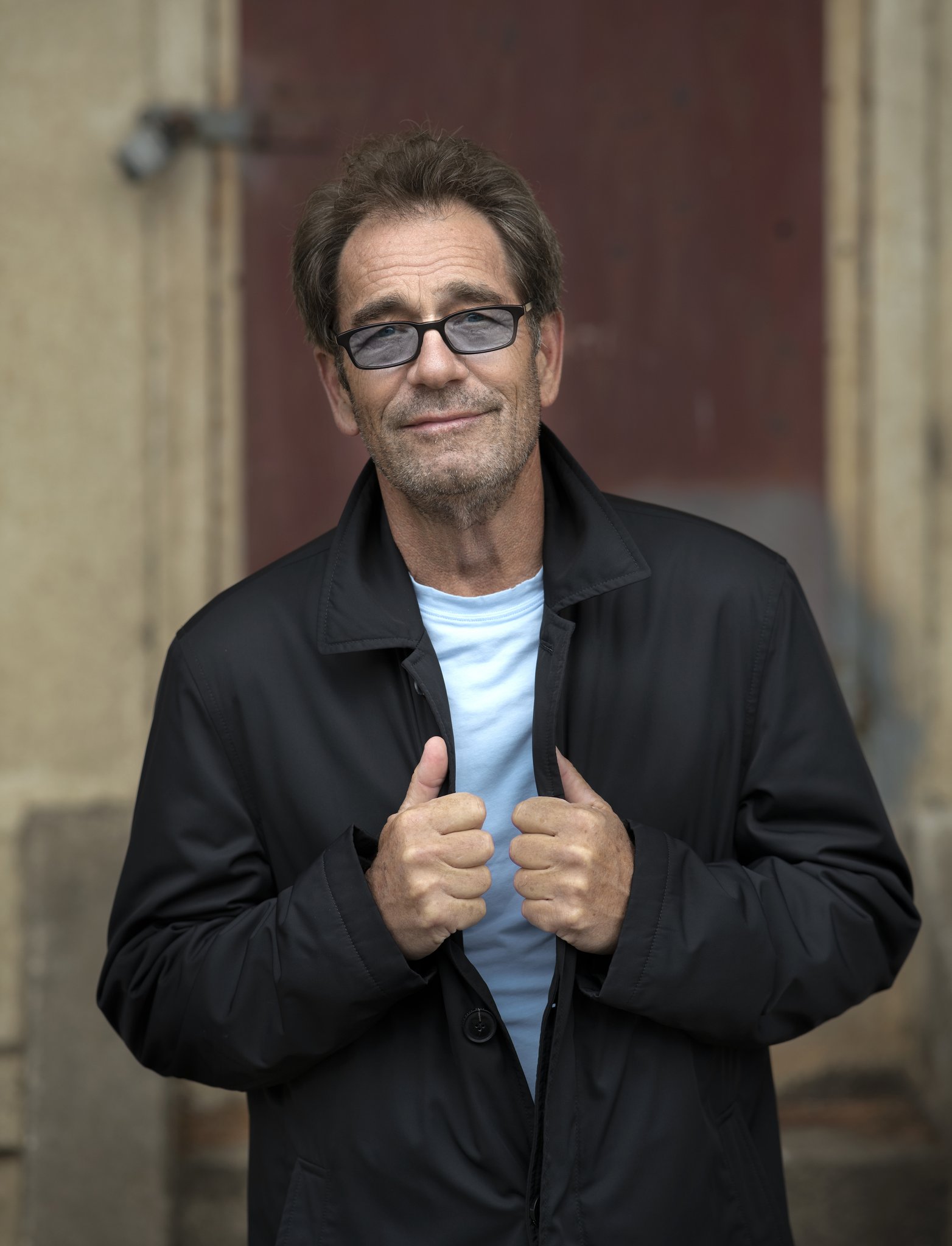 Happy 72nd Birthday to
Huey Lewis.
If you\re wondering what to get him...
he wants a new drug. 