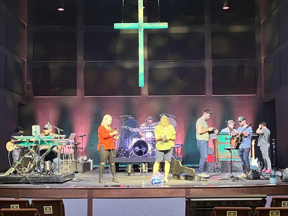 NtxRevival's tweet photo. Getting ready for worship rehearsal. NTX Revival, get ready! 

#setntxonfire #ntxrevival #July18 #revival #ThyKingdomCome #seanfeucht #brandonburden #kingdomlifechurch https://t.co/dSP9RtwpSv