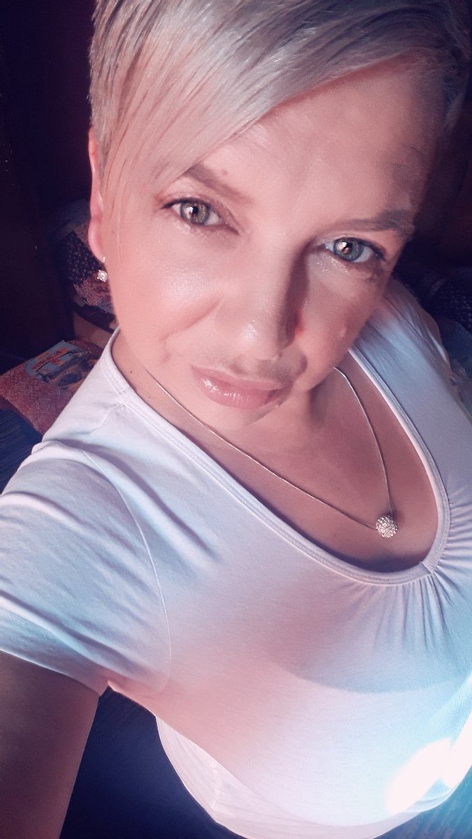 Merhaba medeni halimi kabul eden kişiler msj atsın bugün yalnızım bekliyorum