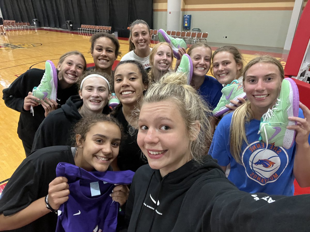 thank youuuu!!!!!  <a href="/NorthTartan/">North Tartan</a> <a href="/NikeGirlsEYBL/">Nike Girls EYBL</a>