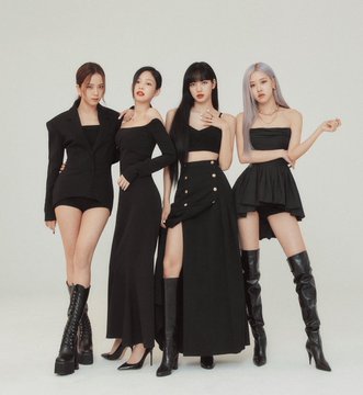 Rain 🌧 (@roseysavage) on Twitter photo SOLO IMAGINEN EL IMPACTO QUE TENDRA ESTE COMEBACK DESPUES DE CASI DOS AÑOS DE THE ALBUM, EL MUNDO VA A COLAPSAR.
BLACKPINK IS COMING
AUGUST IS FOR BLACKPINK
<a href="/BLACKPINK/">BLACKPINKOFFICIAL</a> SOLO IMAGINEN EL IMPACTO QUE TENDRA ESTE COMEBACK DESPUES DE CASI DOS AÑOS DE THE ALBUM, EL MUNDO VA A COLAPSAR.
BLACKPINK IS COMING
AUGUST IS FOR BLACKPINK
<a href="/BLACKPINK/">BLACKPINKOFFICIAL</a>