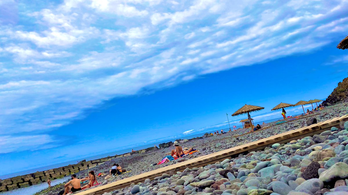 Sandrinhapvs's tweet photo. #pontadosol#diadepraia https://t.co/lAkeOlIe4Y