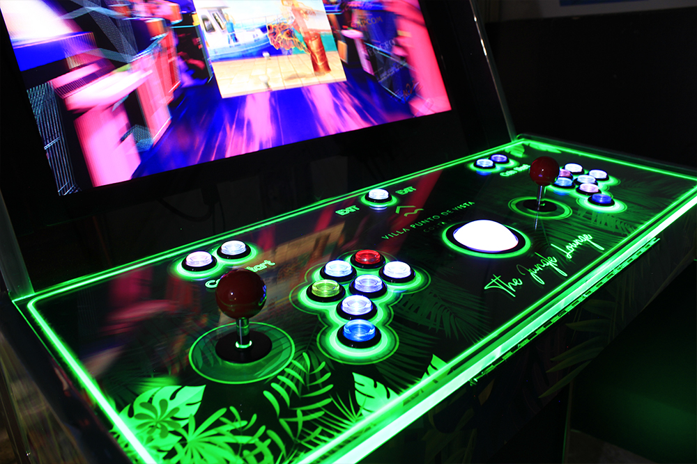 ArcadeParadox's tweet image. Sending some machines to Costa Rica