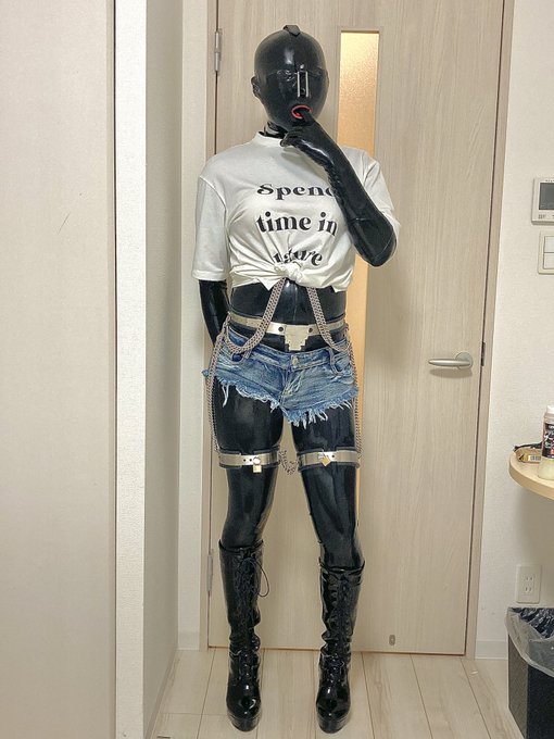 へそ出しコーデ✌️ https://t.co/ydRqe8vRqX