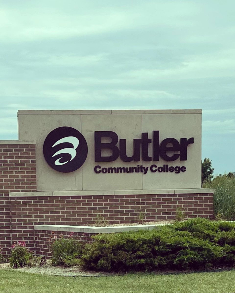 I’m a Grizzly! 💜🐻It was my 1st day at Butler Community College as Executive Assistant to the President/Clerk of the Board of Trustees. It’s a lot to learn, but I’m excited for the opportunity! I was welcomed w/ Grizzly swag &amp; we hit the ground running! Here’s to new beginnings!