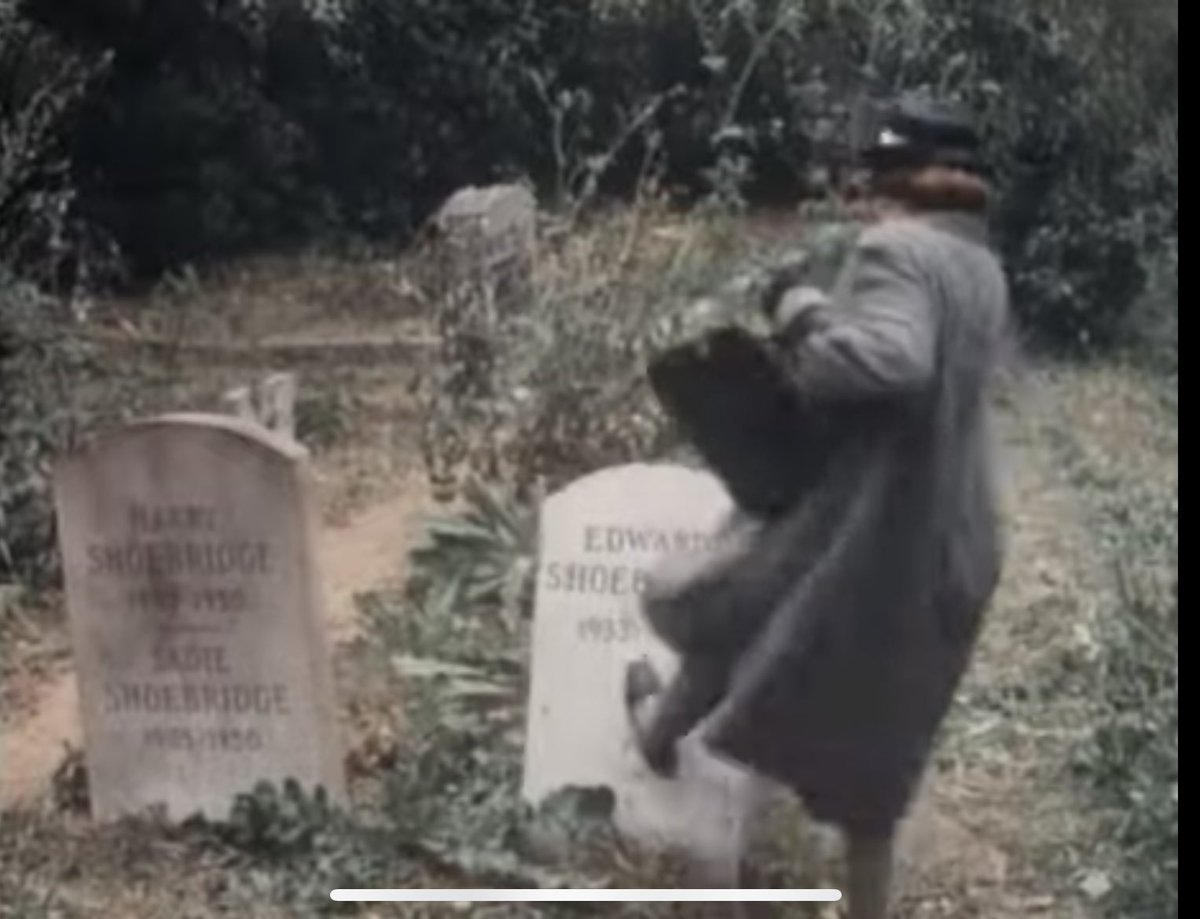 BloomsdayDevice's tweet image. Happy Birthday, Katherine Helmond, who kicks over a tombstone in Hitchcock’s #FamilyPlot.
