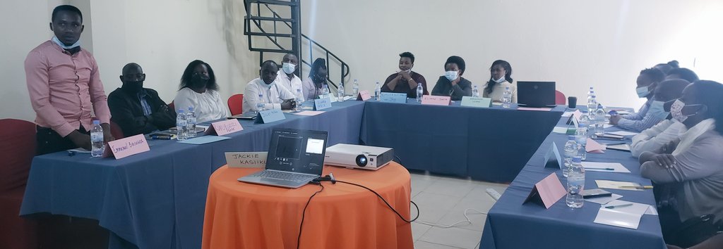#HappeningNow: With support from <a href="/giz_rwanda/">GIZ Rwanda</a>, 17 businesses from <a href="/PSF_Rwanda/">PSF Rwanda</a> are being trained on "SME MANAGEMENT" in a 3-day workshop.